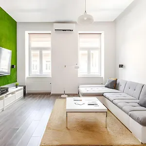 Forest Apartamento